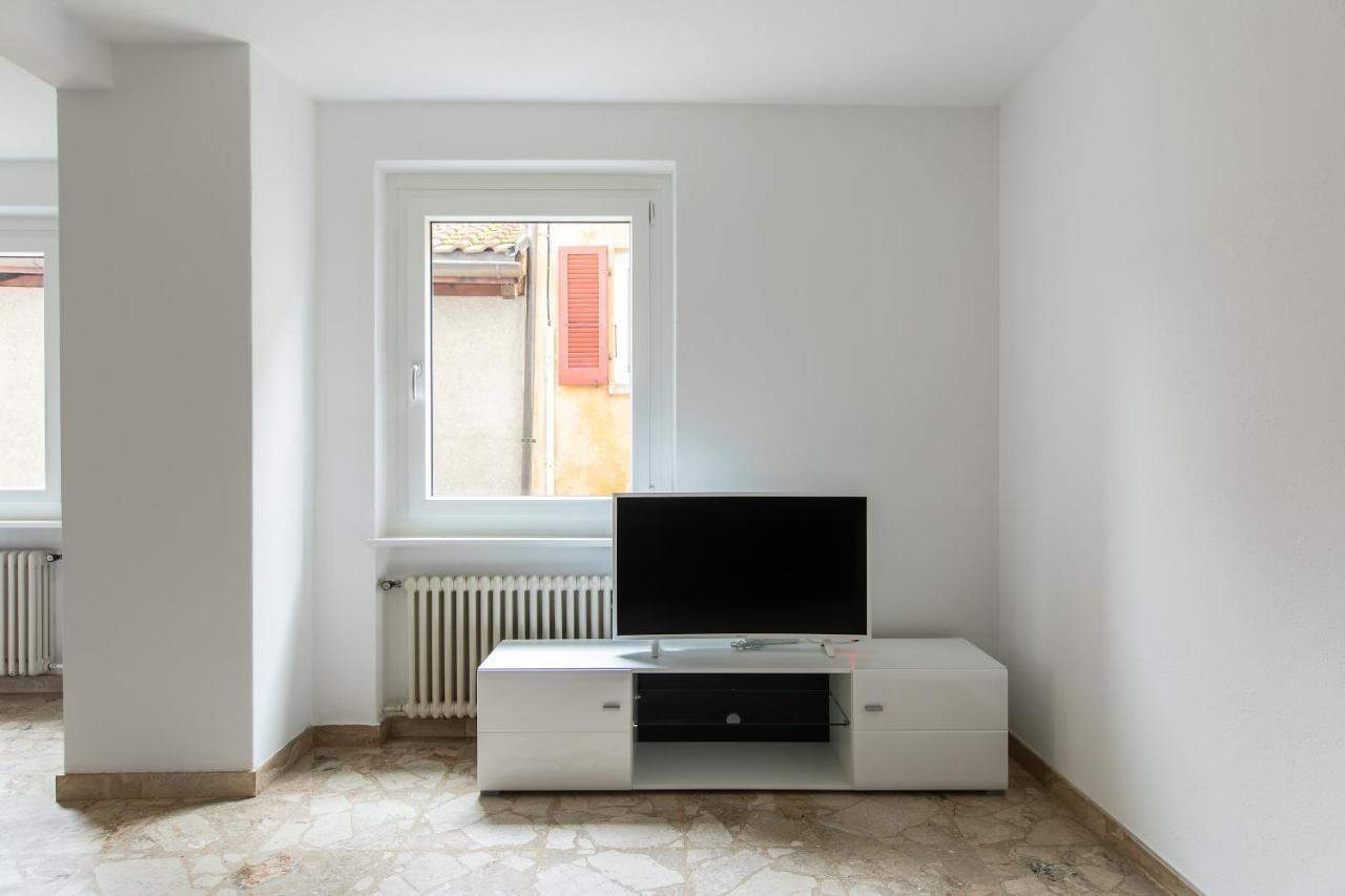 Rose Apartment By Quokka 360 - Refined Two-Bedroom Apartment With Garden Лугано Екстериор снимка