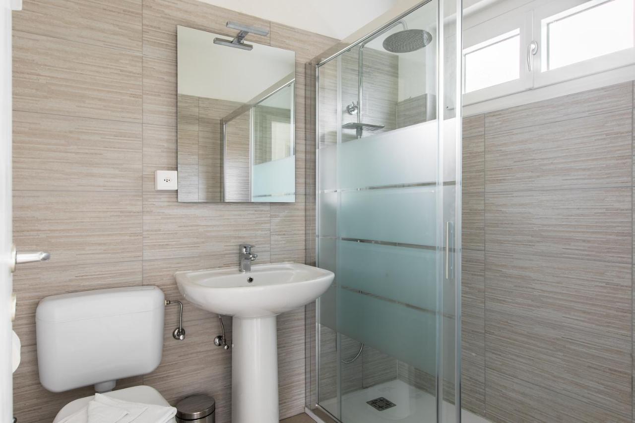 Rose Apartment By Quokka 360 - Refined Two-Bedroom Apartment With Garden Лугано Екстериор снимка