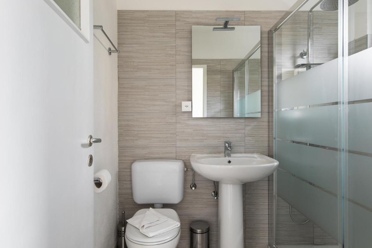 Rose Apartment By Quokka 360 - Refined Two-Bedroom Apartment With Garden Лугано Екстериор снимка